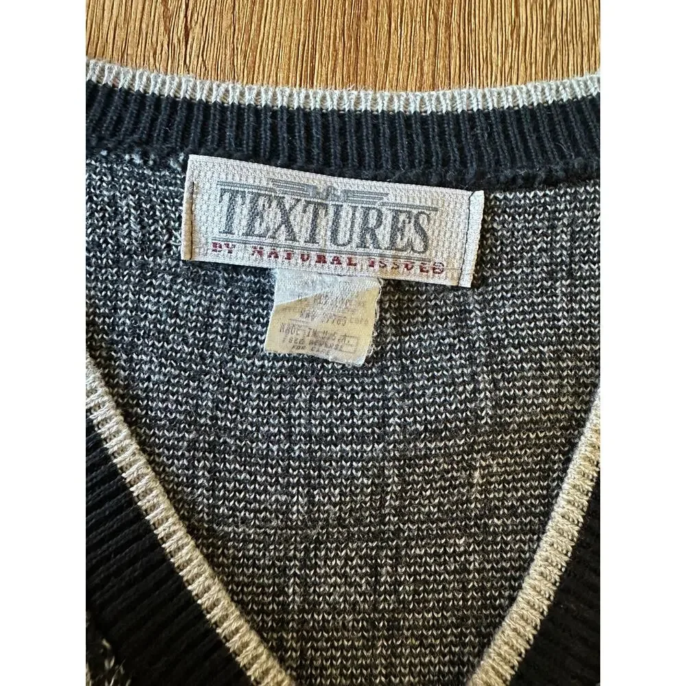 Textures Vintage V Neck Pattern Sweater Size XLarge - Picture 2 of 4